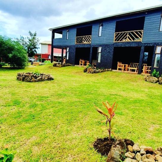 Apartamentos Tupuna Lodge Hanga Roa Exterior photo